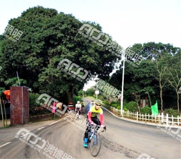 （9米高道路-100W太陽能路燈）海口火山自行車文化節led路燈